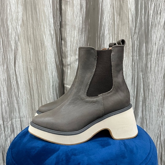 All Black - Chelsea Boot - 242017 Khaki - Picture 2 of 4